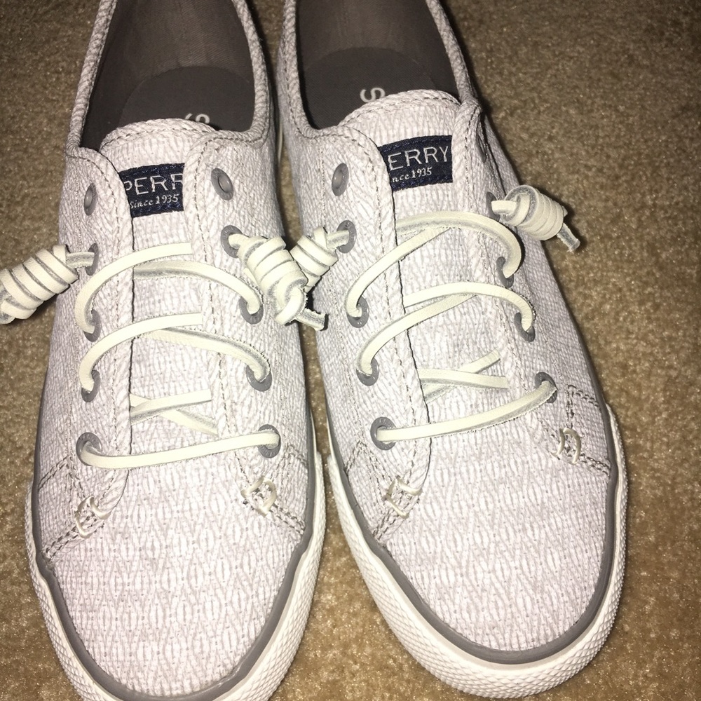 Shoe